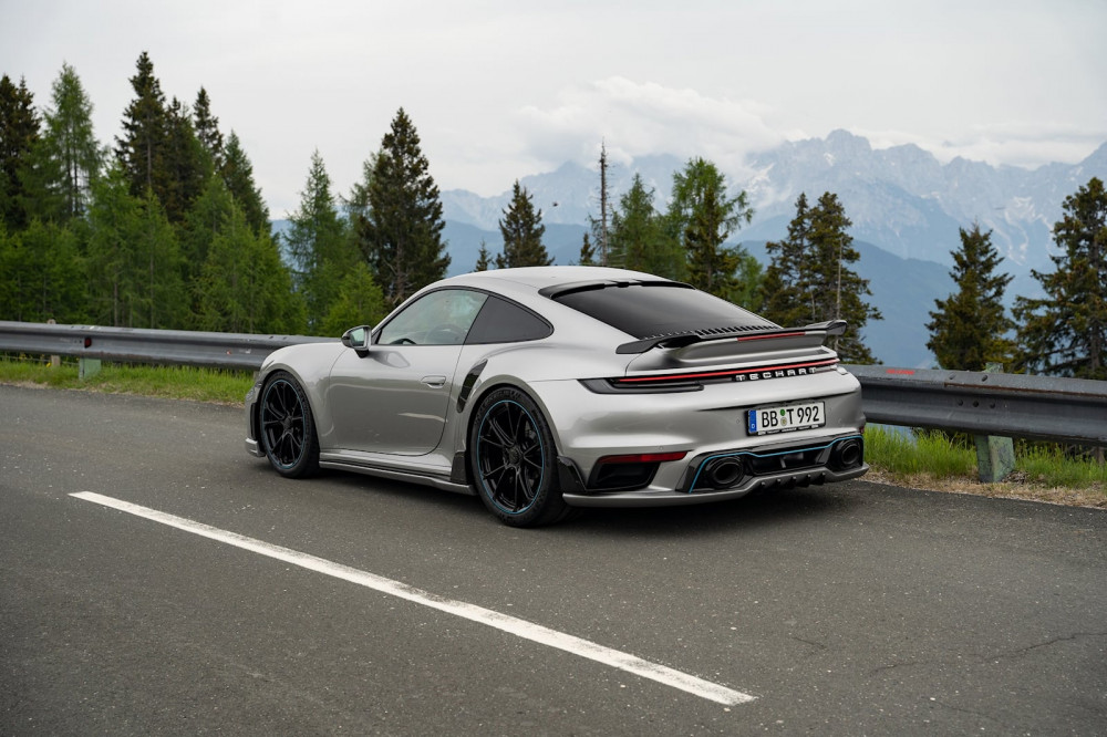 Porsche 911 Turbo S
