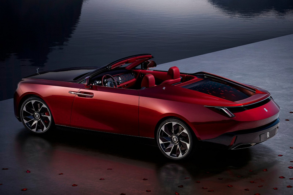 Rolls-Royce Coachbuilt La Rose Noire