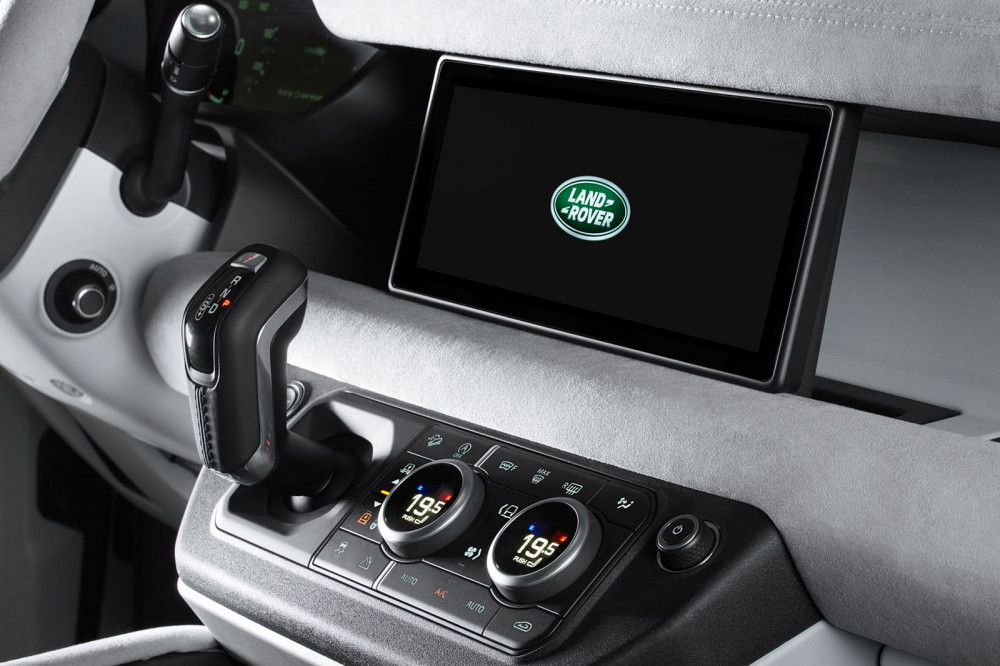 Land Rover Defender 90