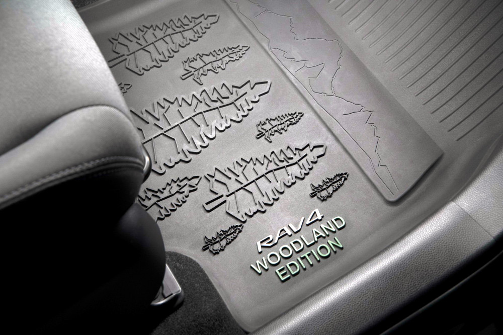 2023 Toyota RAV4 Hybrid Woodland Edition