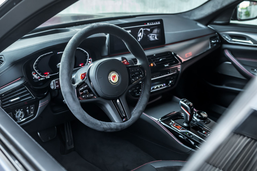 Manhart MH5 GTR, BMW M5 CS