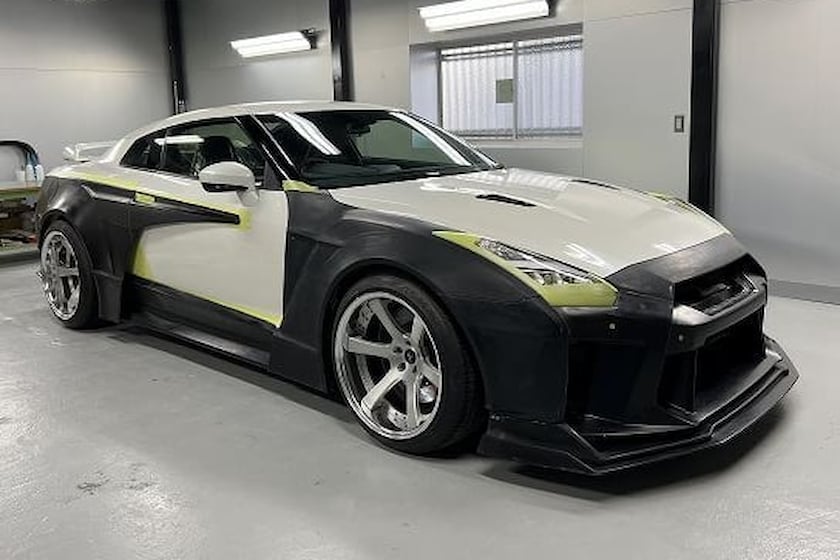 Nissan GT-R