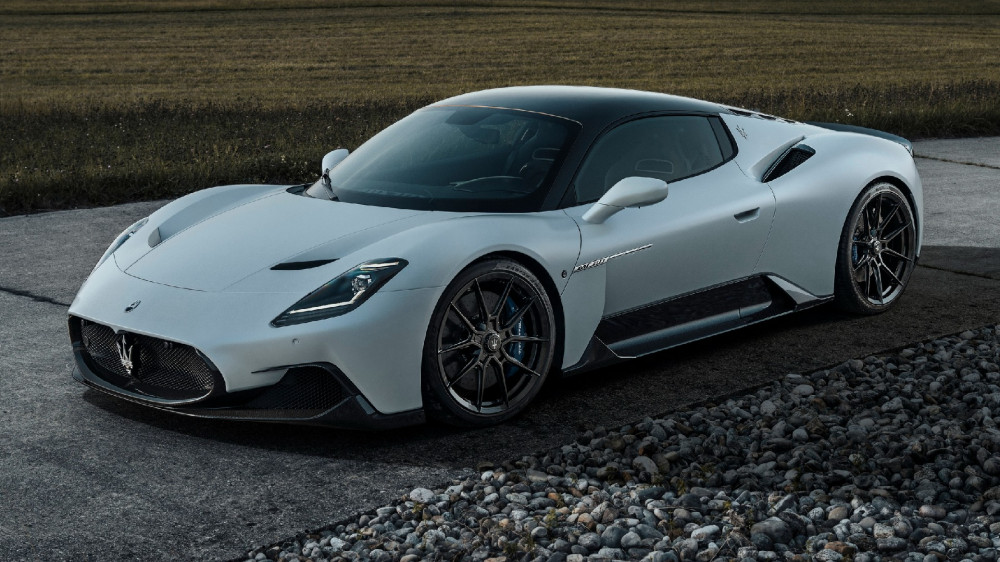 Maserati MC20