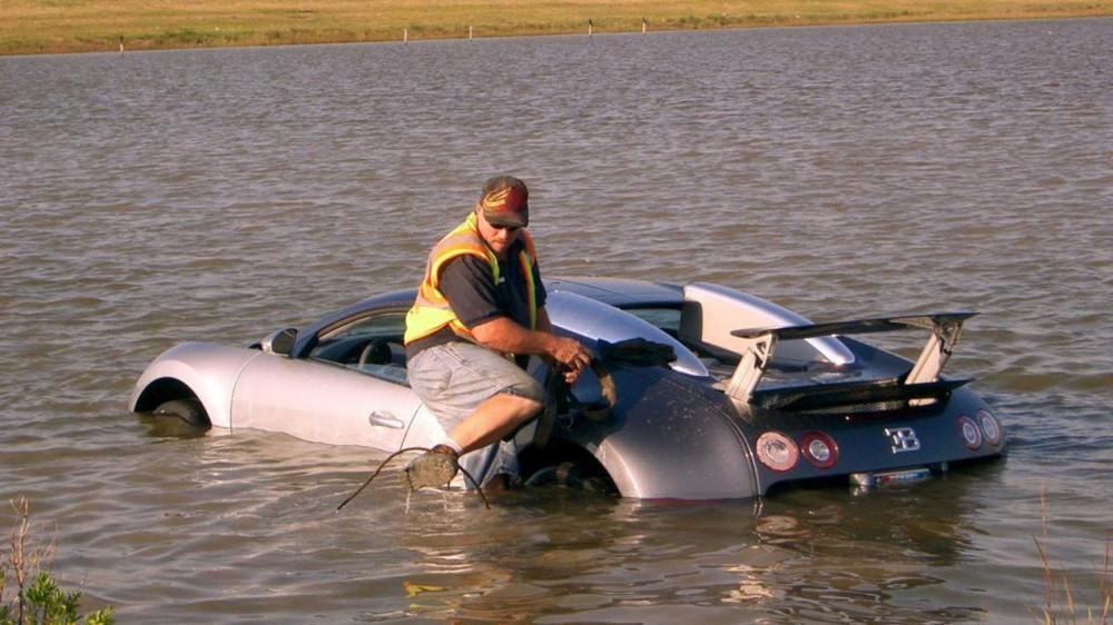 Drowned Bugatti Veyron