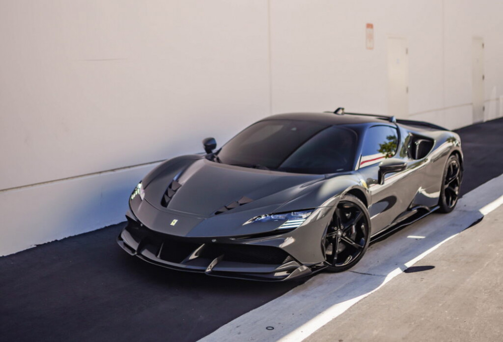 Ferrari SF90