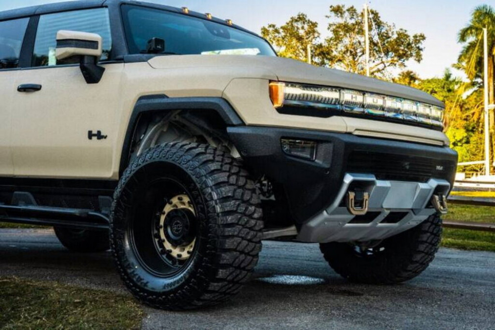 GMC Hummer