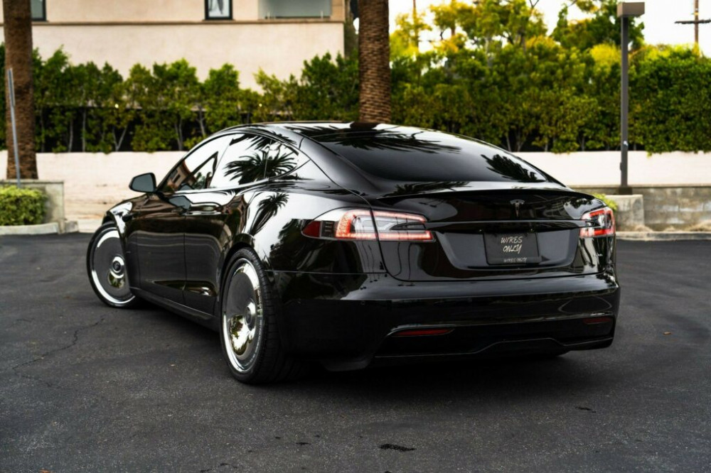 Tesla Model S Plaid