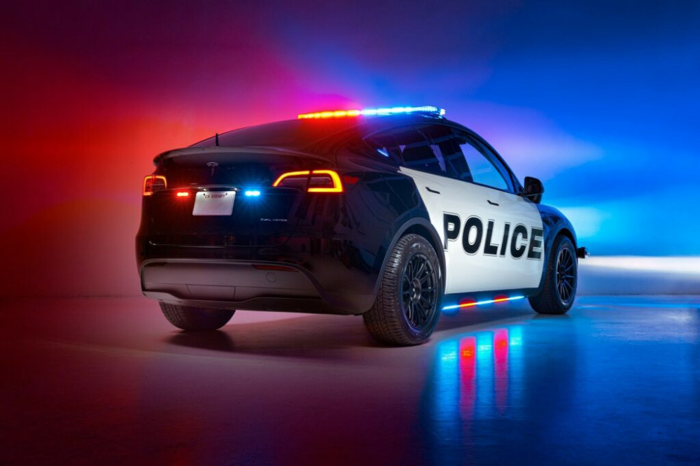 Tesla Model Y Police
