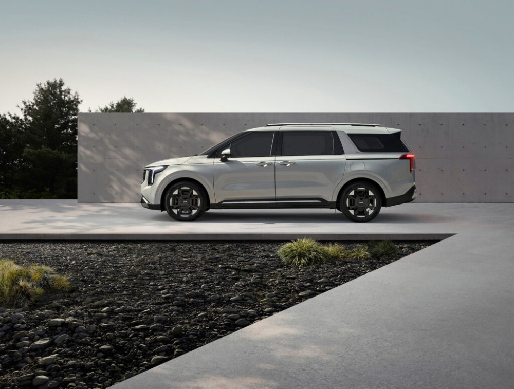 2025 Kia Carnival