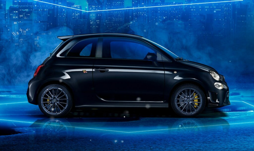 2023 Fiat 695 Competizione