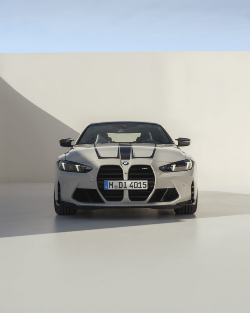 2025 BMW M4