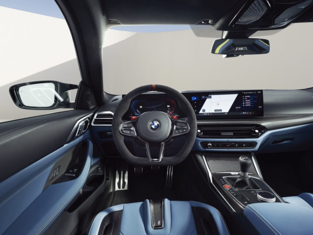 2025 BMW M4