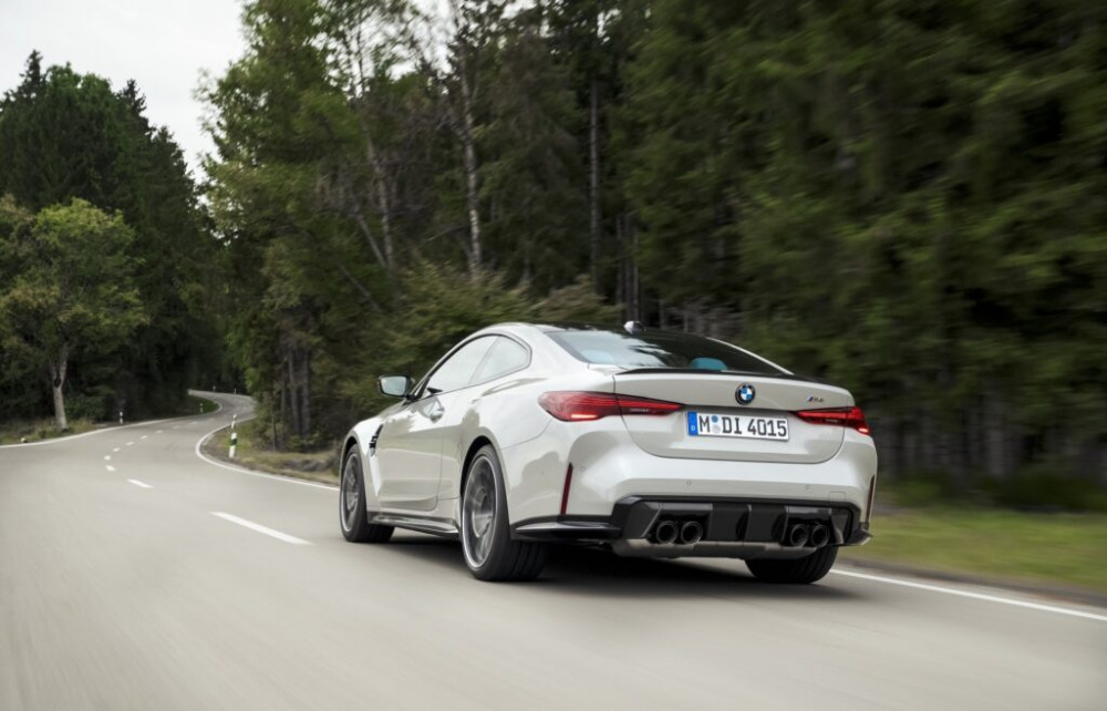 2025 BMW M4