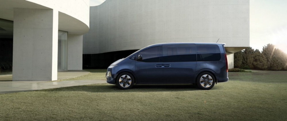 Hyundai Staria