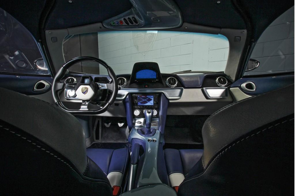 Mazzanti Evantra Interior