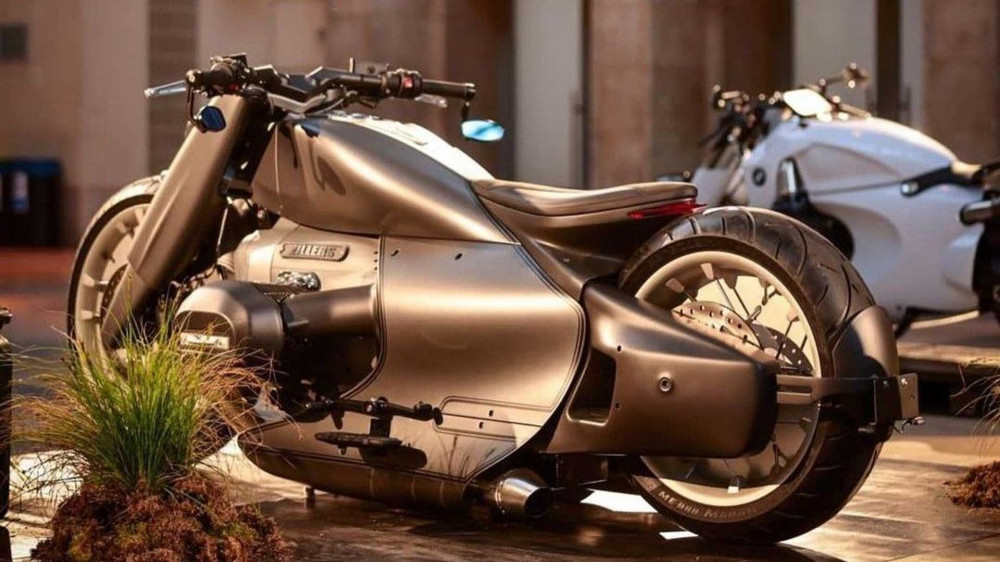 BMW R 18
