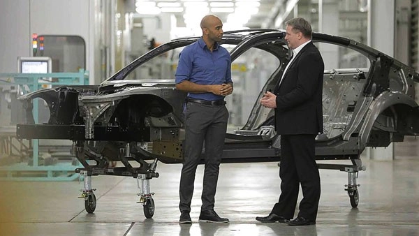 precom-lp-silhouette-02