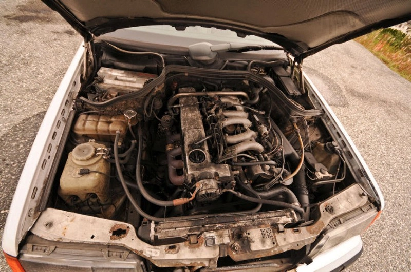 685-3716b72cea896f83a27e3007bb7c472d