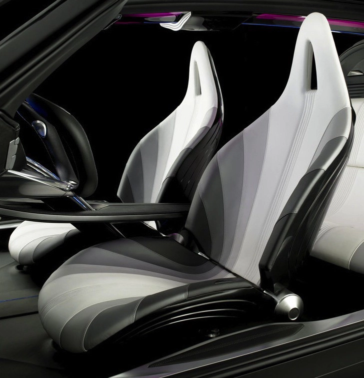 Mazda-Ryuga-concept-13