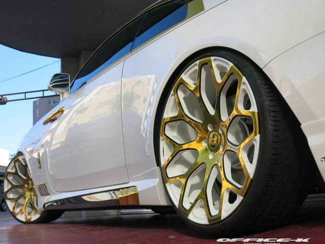 Rolls-Royce-Wraith-9