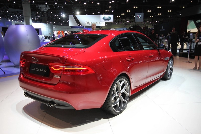 Los-Angeles-Auto-Show-16