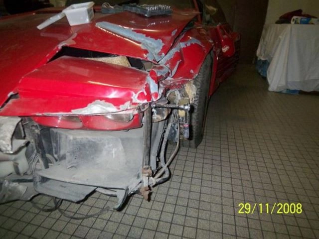 Ferrari-Testarossa-8