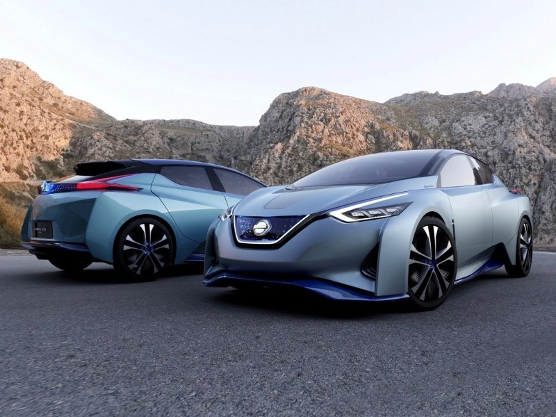 After leading the development and expansion of EV technology, Nissan once again stands at the forefront of automotive technology. By integrating advanced vehicle control and safety technologies with cutting-edge artificial intelligence (AI), Nissan is among the leaders developing practical, real-world applications of autonomous drive technology.