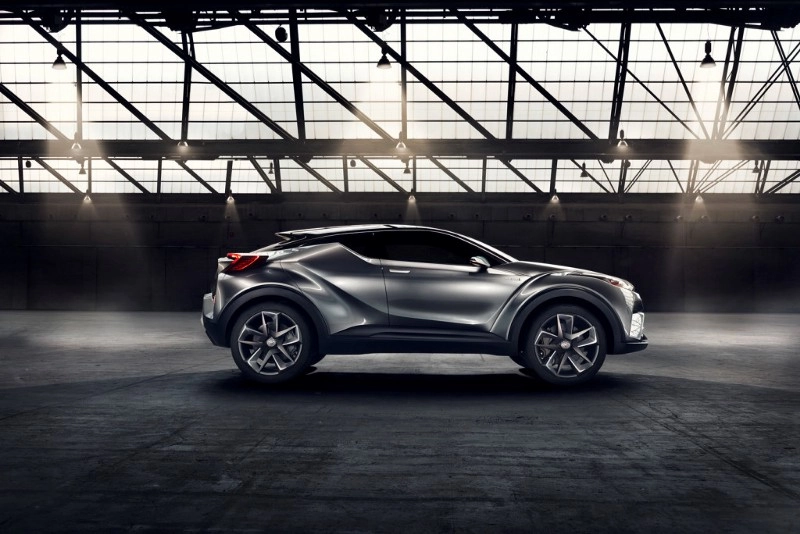 Toyota-C-HR-Concept-3