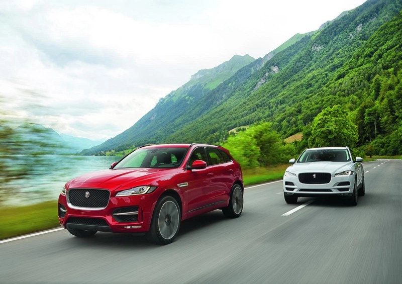 Jaguar F-Pace 1-2