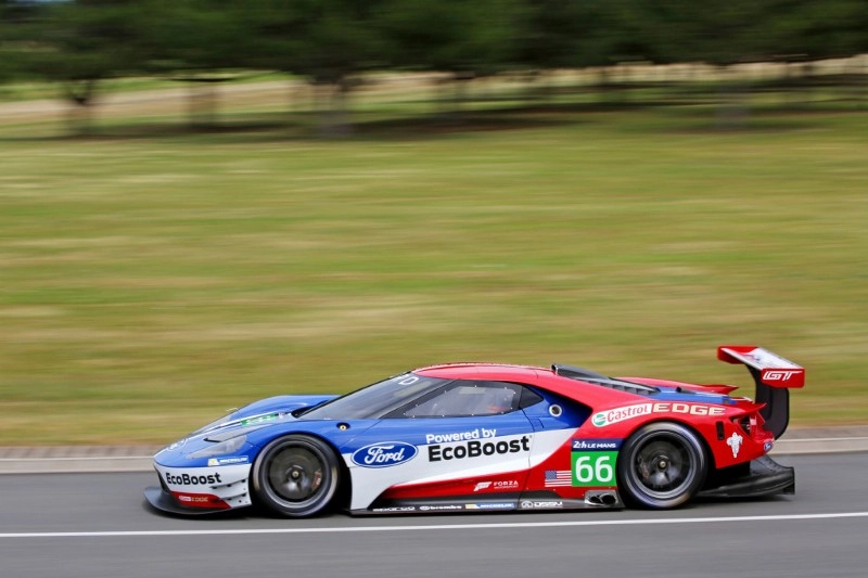 Ford-GT-Le-Mans-racer-13