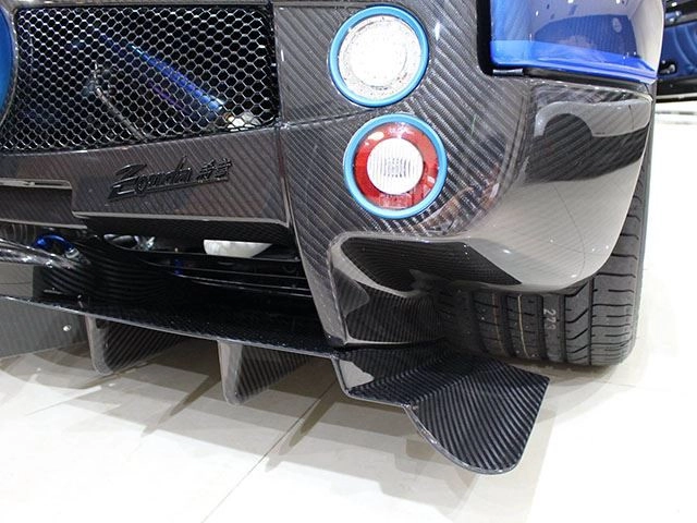 Pagani_Zonda_760_5