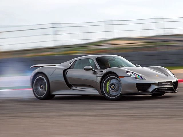 Porsche_918