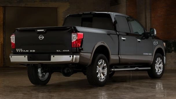 Nissan-Titan-2