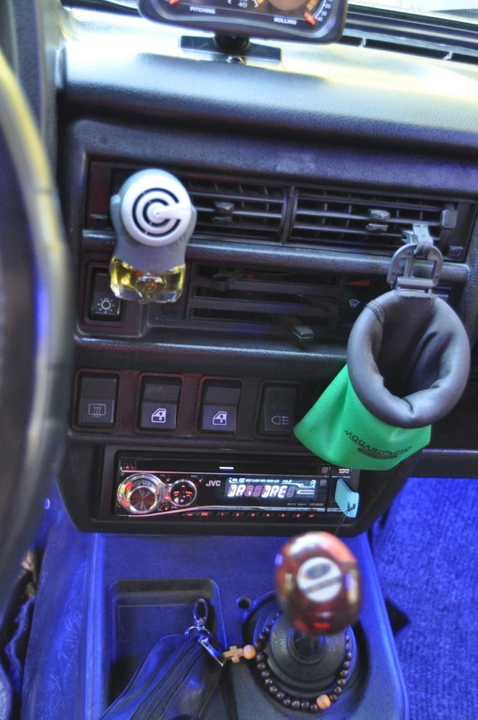 c4a9ad0fb85e690719d71ea85843f22a (1)