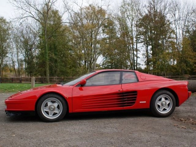 Ferrari-Testarossa-1