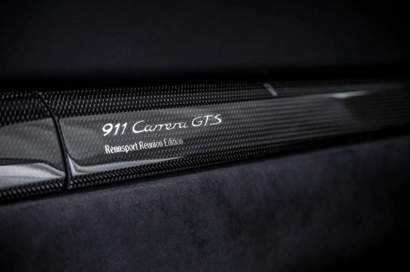 2016-Porsche-911-GTS-Rennsport-Reunion-Edition_8