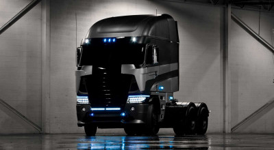 Freightliner Argosy - the truck Transformer! - Photo