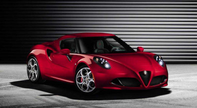 Alfa Romeo has revealed the first official images of the 4C! - Photo