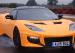 Lotus Evora 400 – will this little supercar give Porsche fits? [Video] - Photo