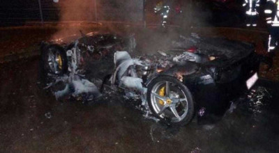 And the rich people cry, the son of a Swiss millionaire has burned his Supercar Ferrari, because he wanted a new car from the insurance company account. - Photo