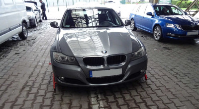 A BMW sought by Interpol was held at the Moldovan-Ukrainian border. - Photo