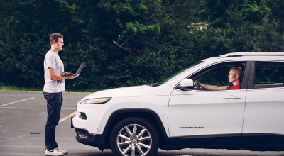 Hackers have managed to take control of a Jeep. See what they did! (VIDEO) - Photo