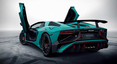 Lamborghini presents the highest performance supercar, the new Aventador 750-4 SV! - Photo