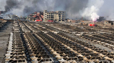 Almost 6000 <span style='background: #ff0000'>Jaguar</span> <span style='background: #ff0000'>Land</span> <span style='background: #ff0000'>Rover</span> cars destroyed in the Tianjin blast. - Photo