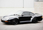 This model Porsche 959 will cost over a million dollars! - Photo
