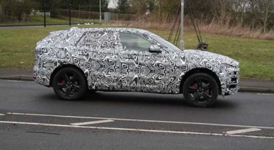 Spy Shots of the first crossover Jaguar! - Photo