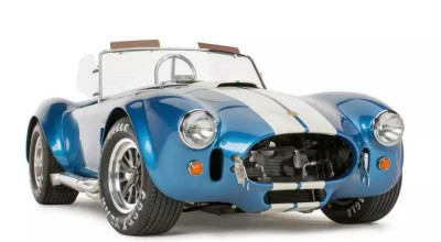 Shelby Cobra 427 – is a <span style='background: #ff0000'>limited</span> <span style='background: #ff0000'>edition</span> of 50 units to celebrate 50 years since the first launch of model on the market! - Photo