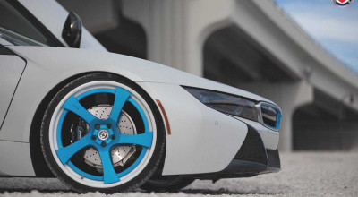 BMW i8 adds a drop of elegance with Wheelsboutique - Photo
