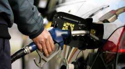 Find out the country where with $1 you can buy 2,000 liters of gasoline! - Photo