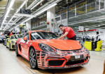 Porsche employees received a bonus of 8,000 euros for the most profitable year! - Photo
